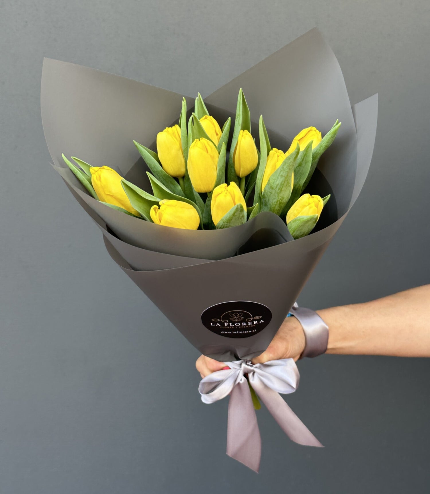 RAMO TULIPANES AMARILLOS 10 VARAS