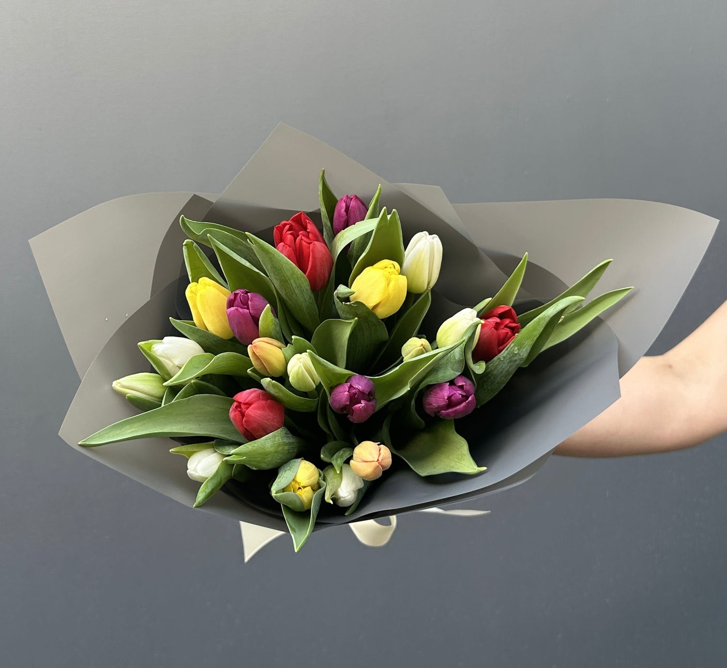 RAMO TULIPANES MIX COLOR 20 VARAS